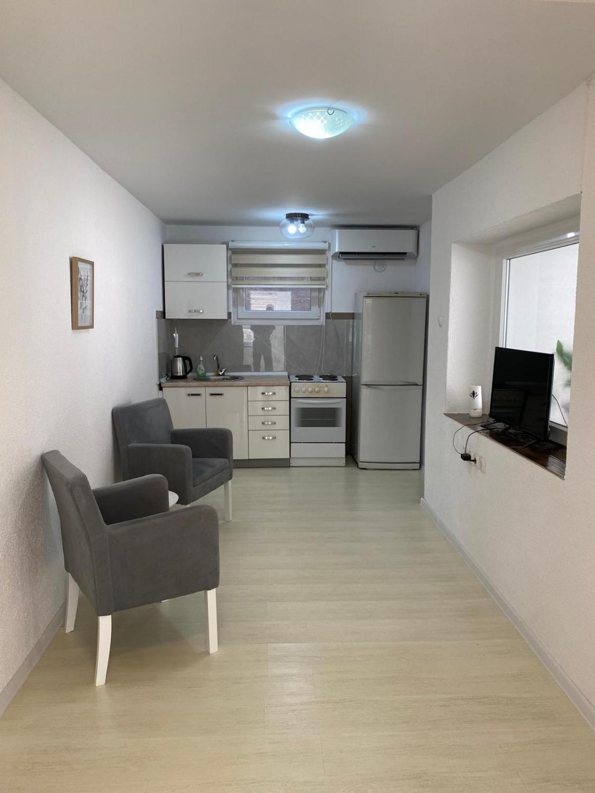 Apartmani 포수셰 외부 사진